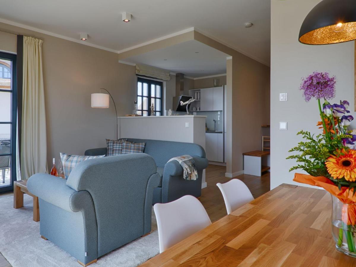 Reetland Am Meer - Premium Reetdachvilla Mit 3 Schlafzimmern, Sauna Und Kamin F23 Dranske Εξωτερικό φωτογραφία