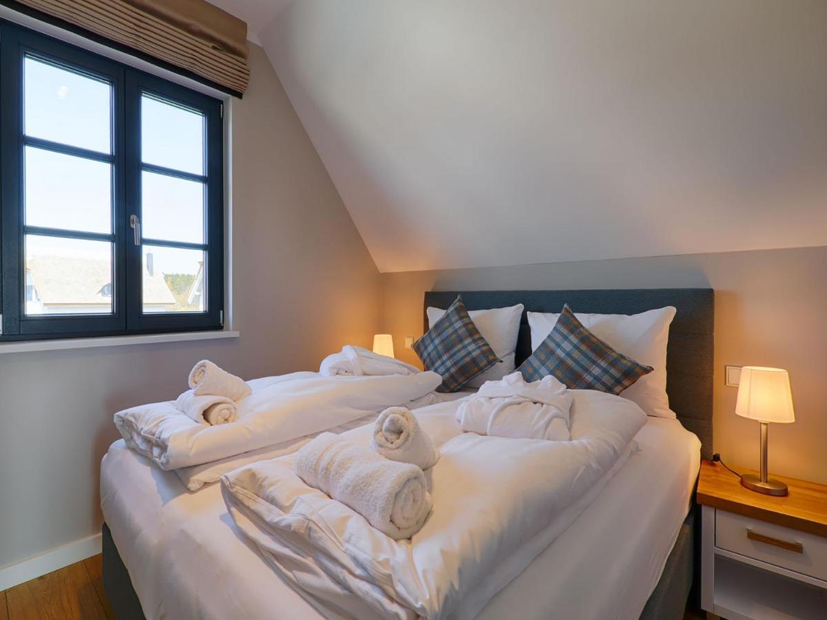 Reetland Am Meer - Premium Reetdachvilla Mit 3 Schlafzimmern, Sauna Und Kamin F23 Dranske Εξωτερικό φωτογραφία